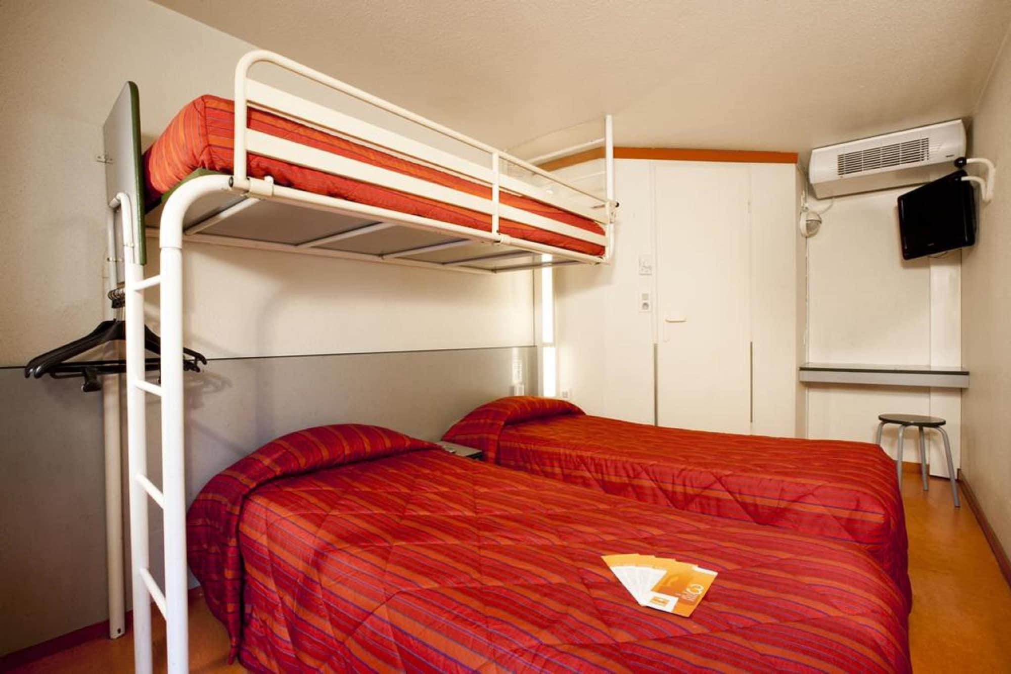 Premiere Classe Niort Est La Creche Bagian luar foto