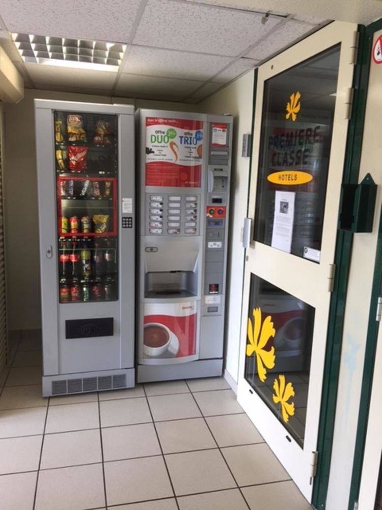 Premiere Classe Niort Est La Creche Bagian luar foto
