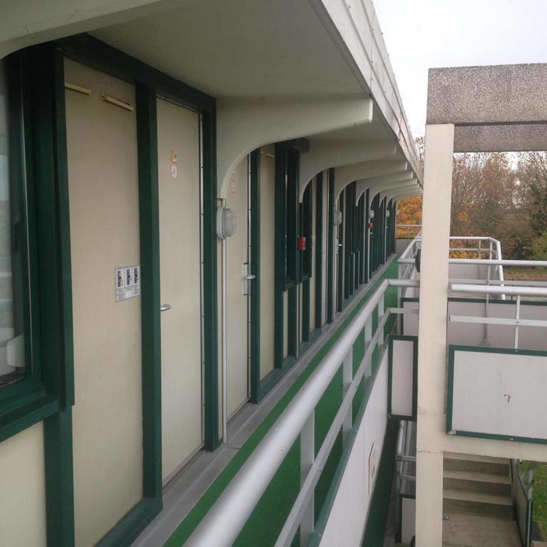 Premiere Classe Niort Est La Creche Bagian luar foto