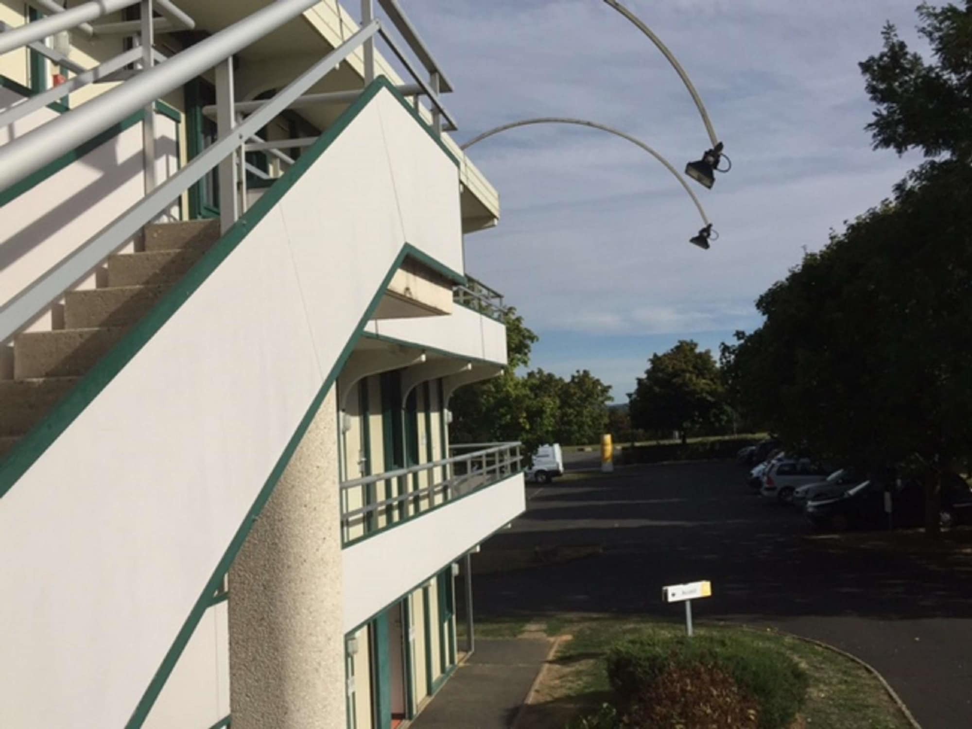 Premiere Classe Niort Est La Creche Bagian luar foto